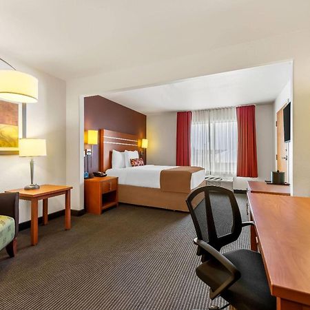 Hotel Wingate By Wyndham Calgary South Zewnętrze zdjęcie