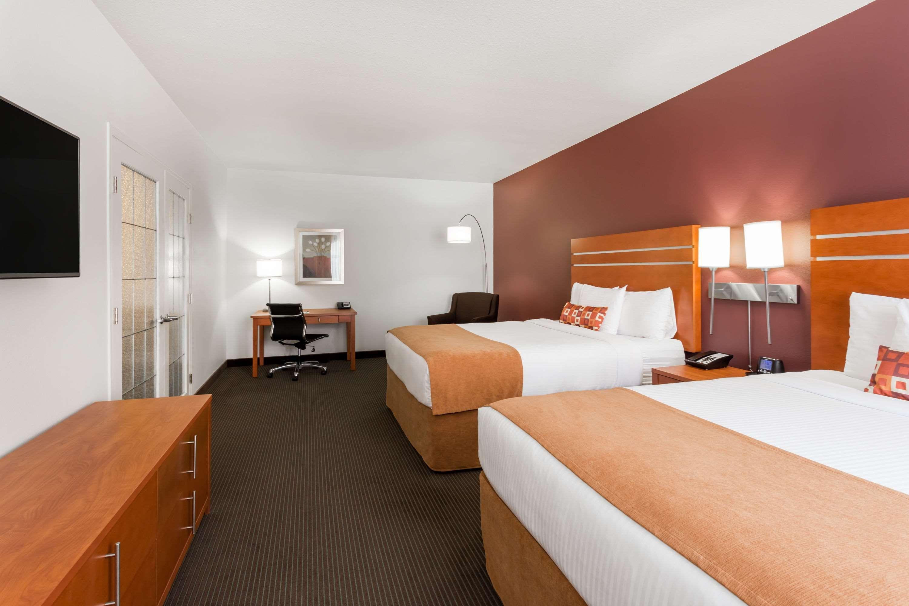 Hotel Wingate By Wyndham Calgary South Zewnętrze zdjęcie