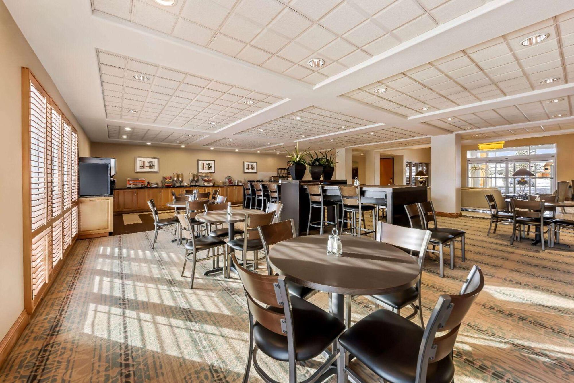 Hotel Wingate By Wyndham Calgary South Zewnętrze zdjęcie