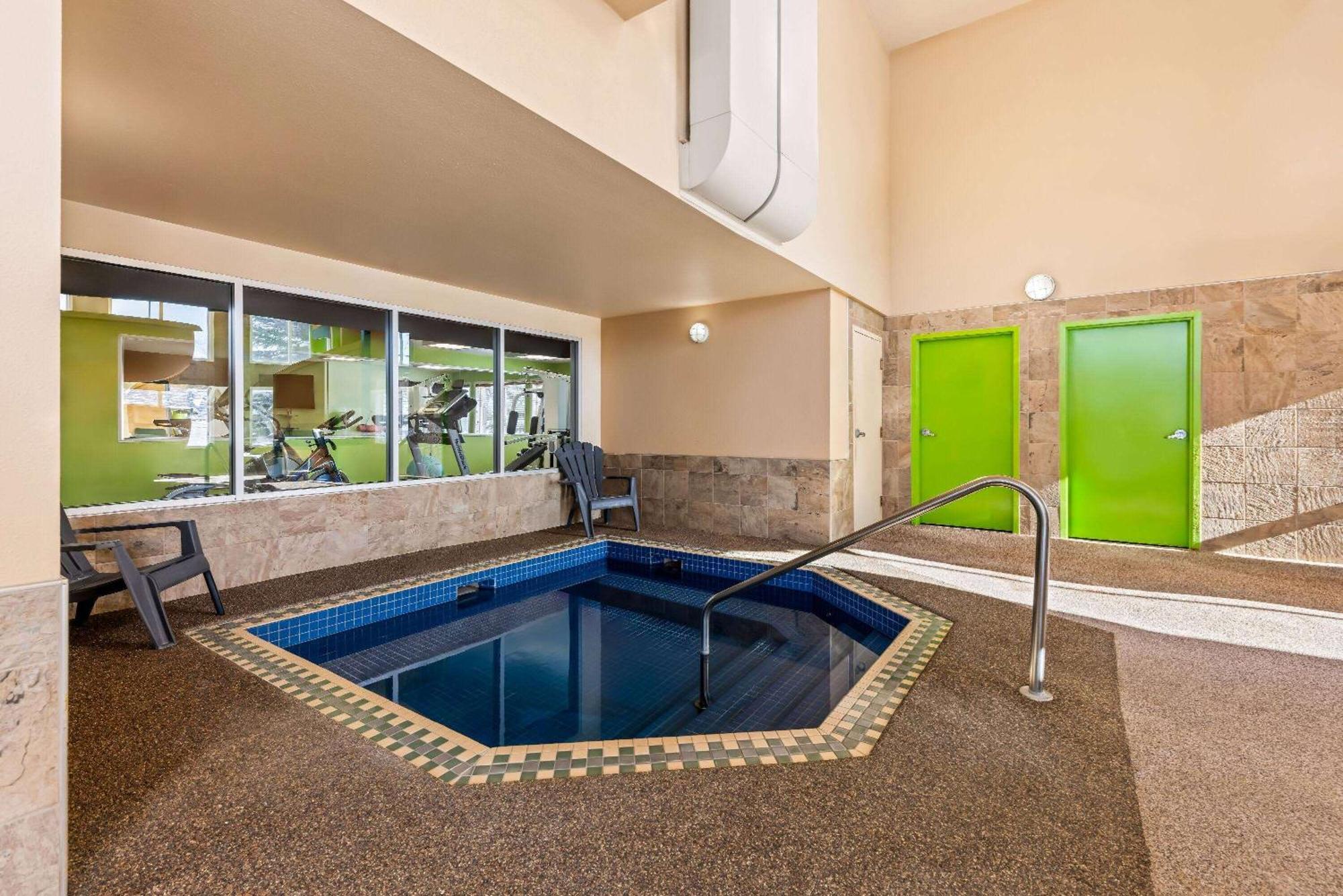 Hotel Wingate By Wyndham Calgary South Zewnętrze zdjęcie